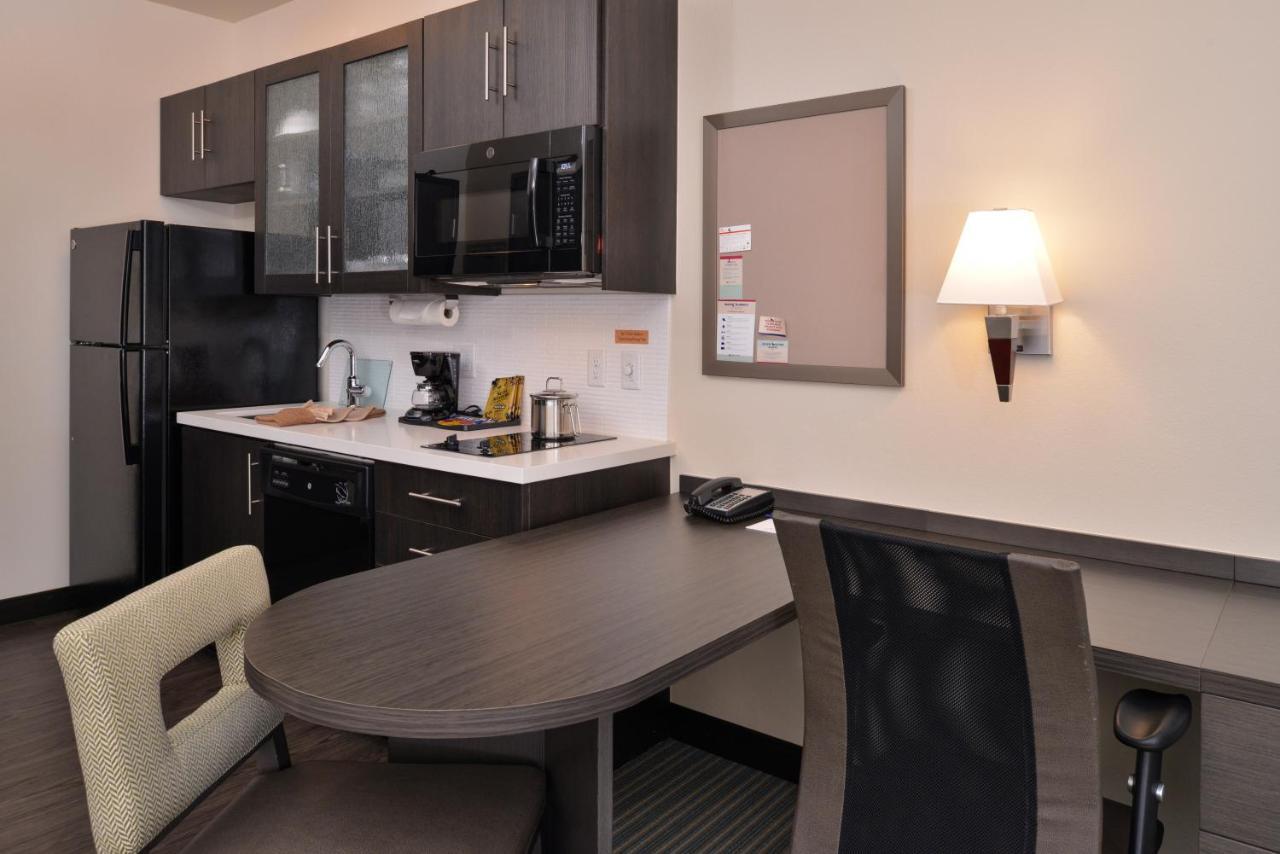 Candlewood Suites - Austin Airport By Ihg Zewnętrze zdjęcie